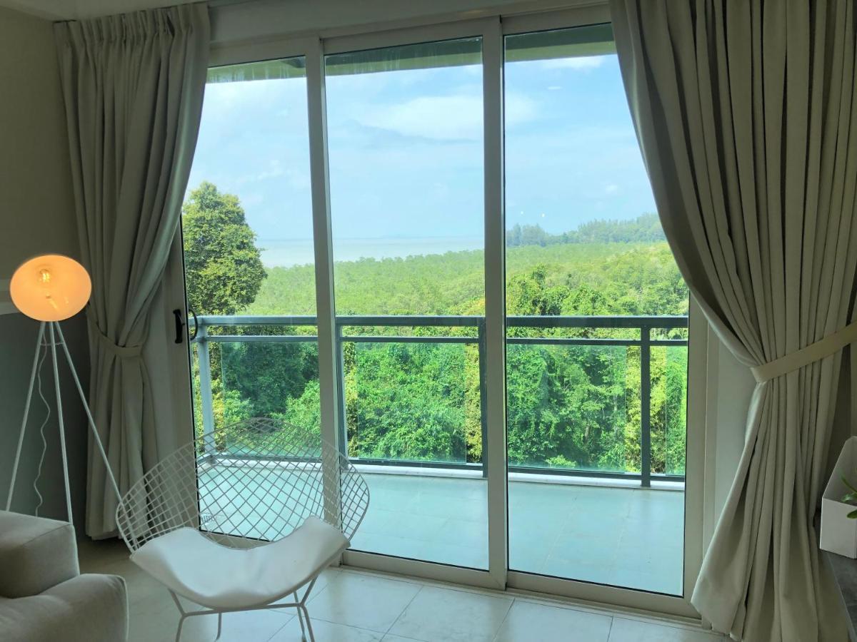 Santubong Suites B Just Like Home Damai Kuching Exterior photo